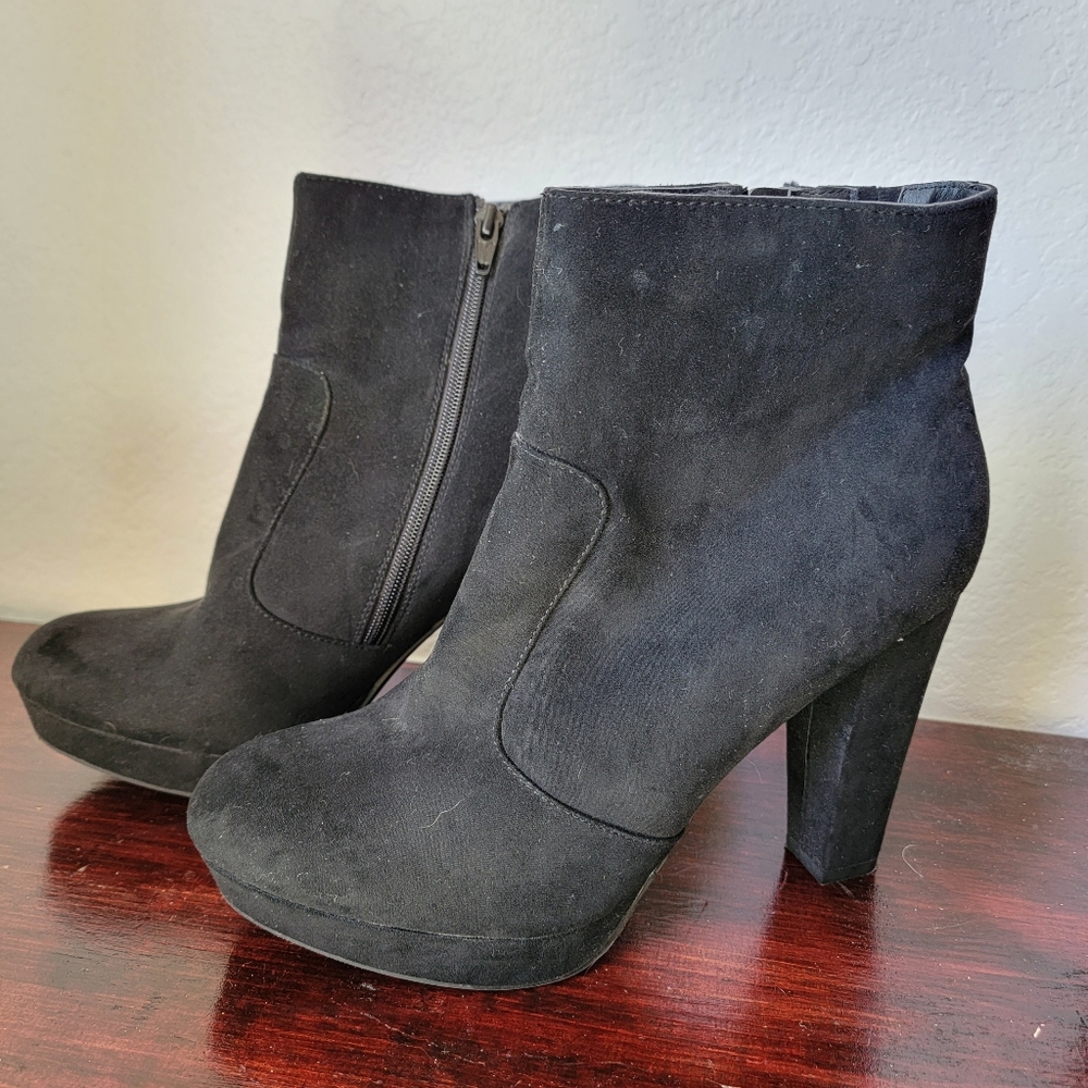 Mossimo Black Suede Heeled Booties